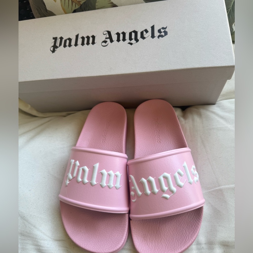 BNWB PALM ANGELS POOL SLIDES. 35, 5W